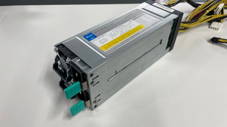 Understanding 2U L2U server power supply