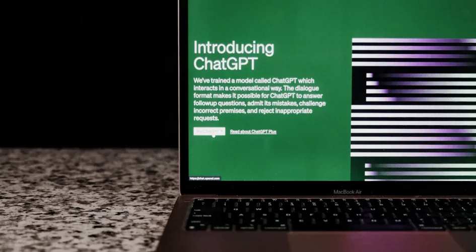 Comparing Chub AI Server Uptime with Leading Chatbot Platforms